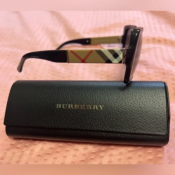 Burberry Sunglasses - Picture 8 of 13
